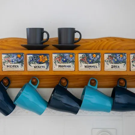 Spacious With Parking By Renters Appartamento *