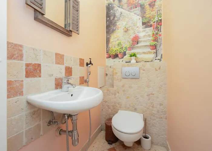 Spacious With Parking By Renters Apartament Warszawa